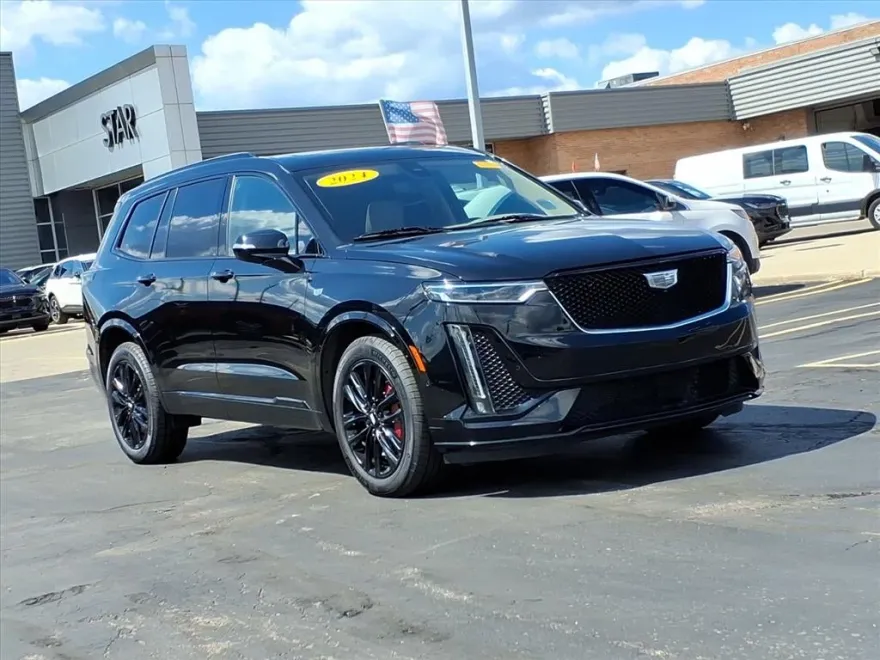 2024 Cadillac XT6 Sport photo 1