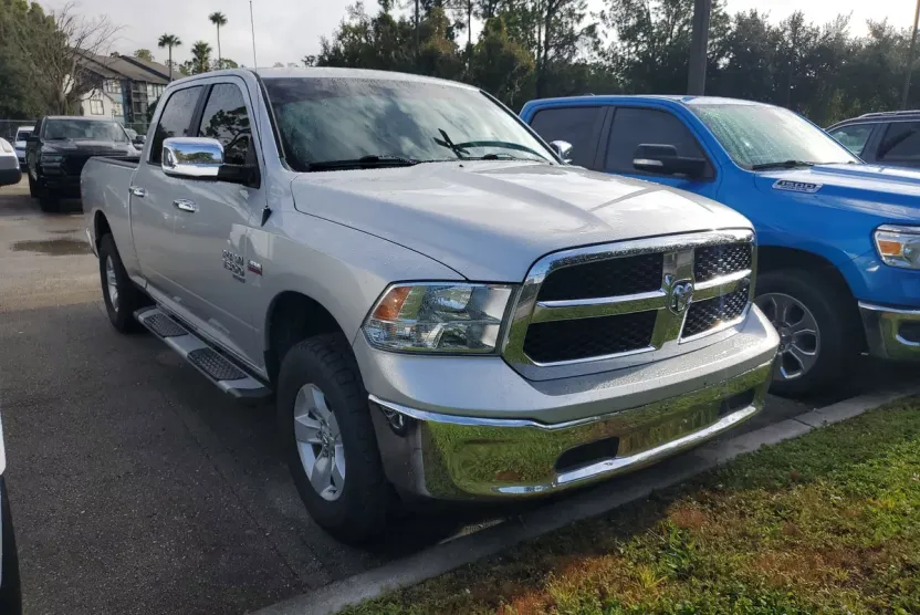 2019 Ram 1500 Classic SLT photo 1