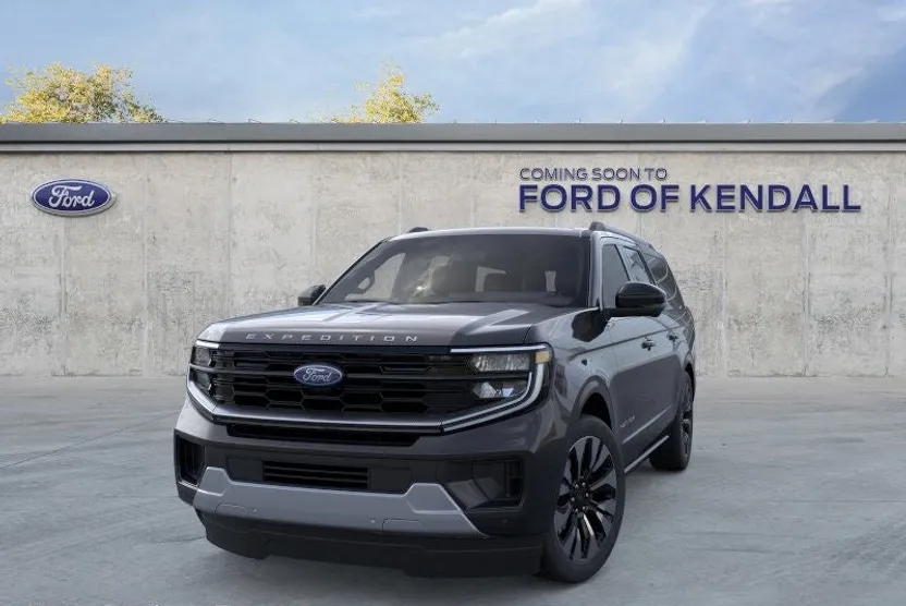 2025 Ford Expedition MAX Platinum photo 1