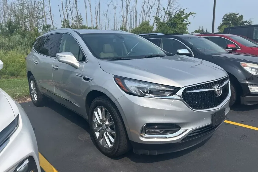 2021 Buick Enclave Premium photo 1