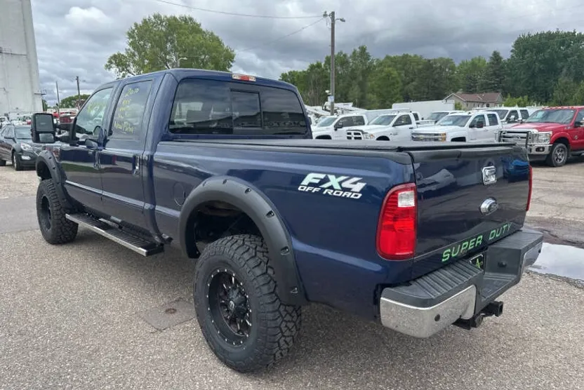 2010 Ford F-350 Lariat photo 1
