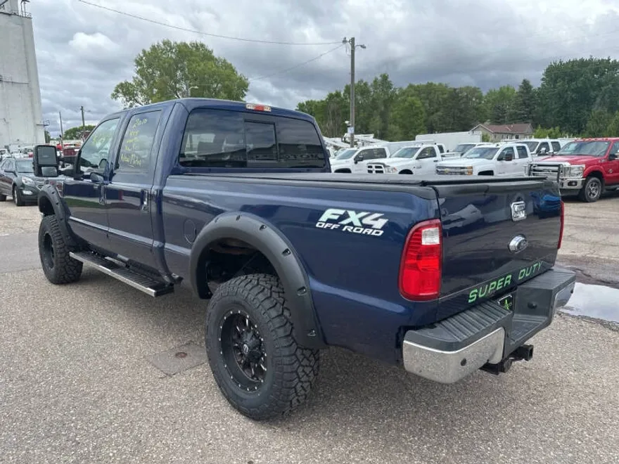 2010 Ford F-350 Lariat photo 1
