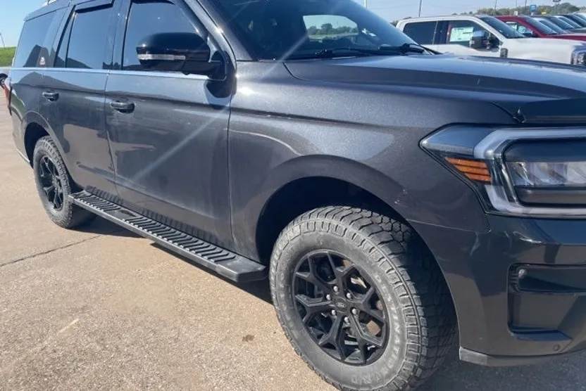 2022 Ford Expedition Timberline photo 1
