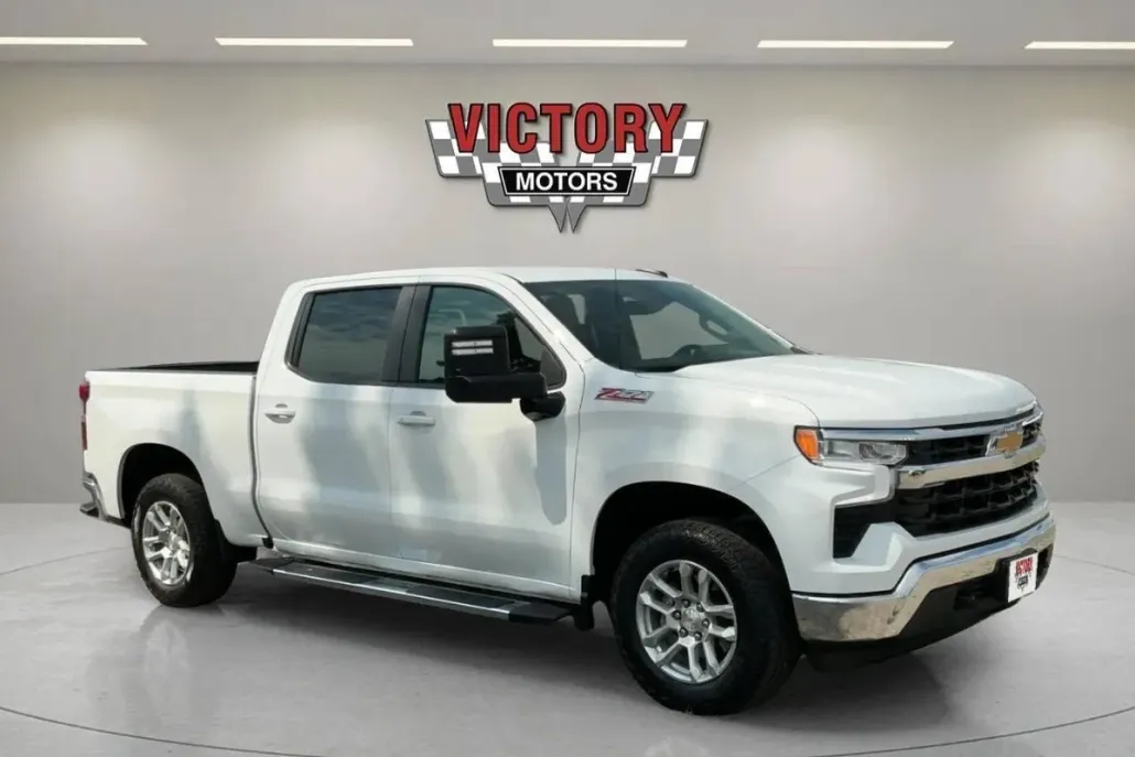 2024 Chevrolet Silverado 1500 photo 1