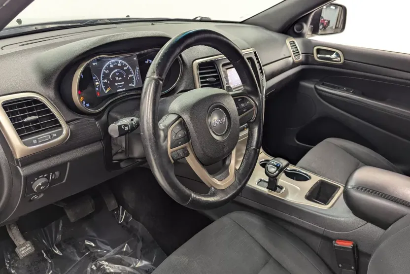 2014 Jeep Grand Cherokee Laredo photo 1