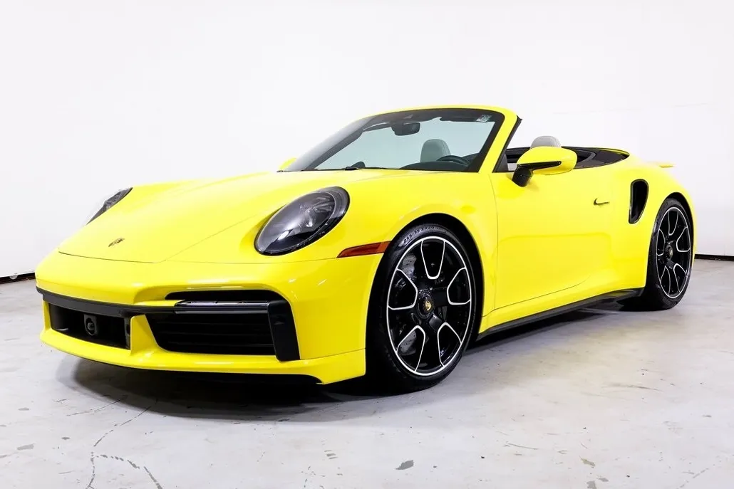 2025 Porsche Cayman GT4 RS photo 1