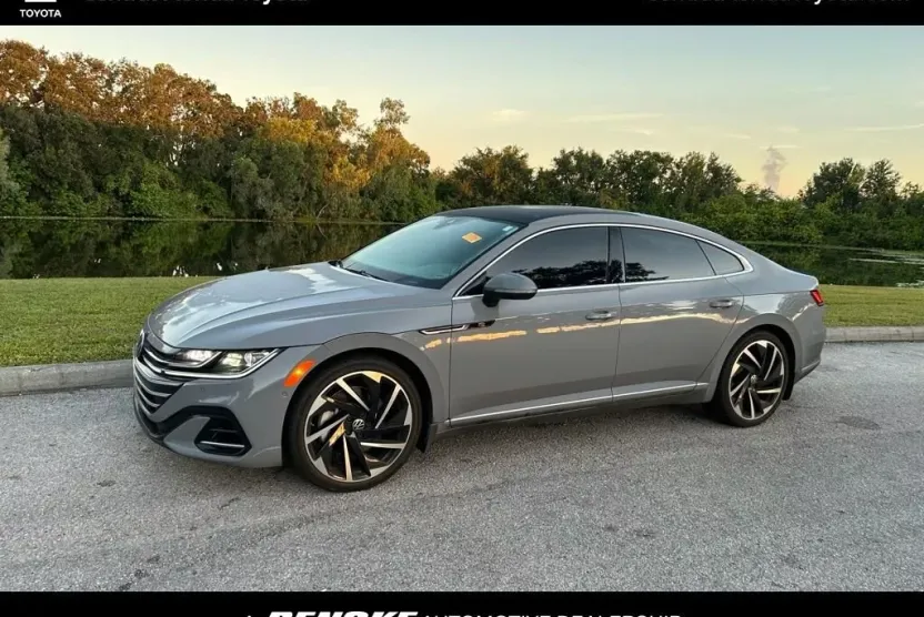 2023 Volkswagen Arteon SEL Premium R-Line photo 1