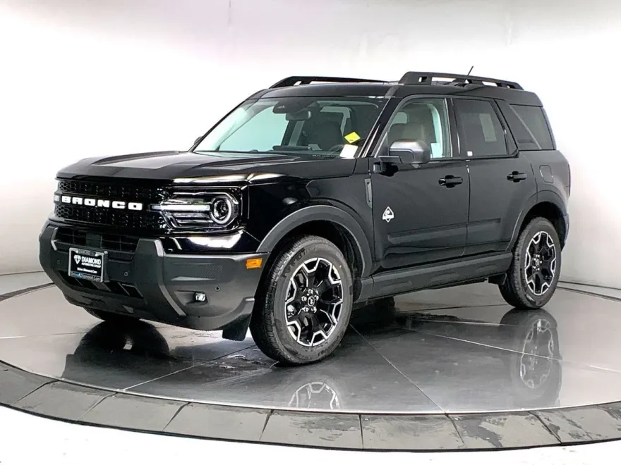 2025 Ford Bronco Sport Outer Banks photo 1