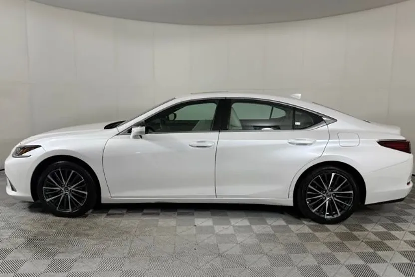 2025 Lexus ES 350 Base photo 1