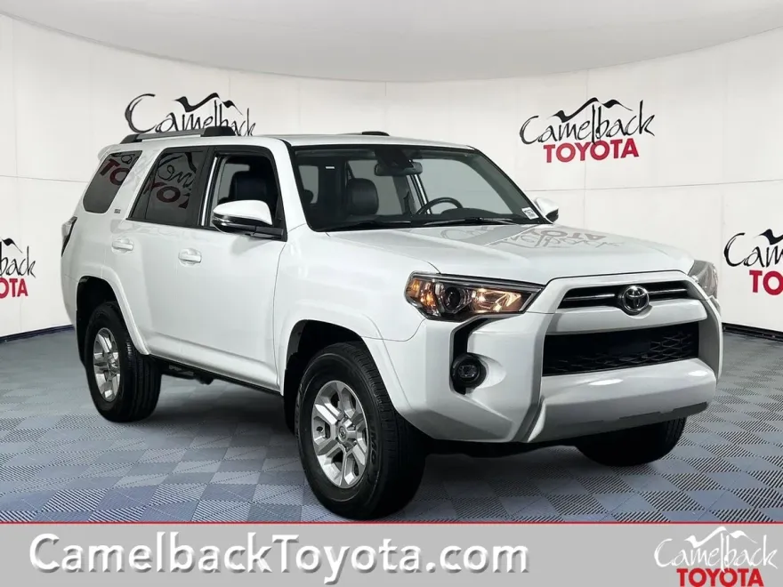 2023 Toyota 4Runner SR5 Premium photo 1