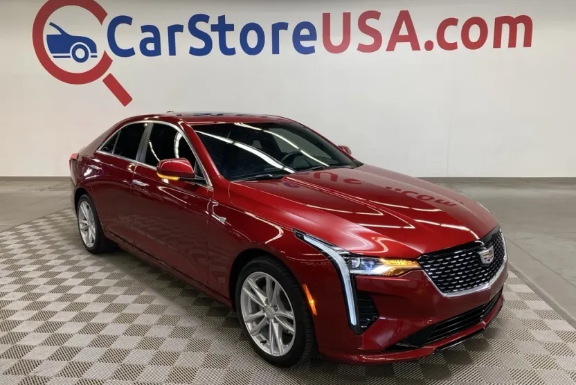 2023 Cadillac CT4 Luxury photo 1