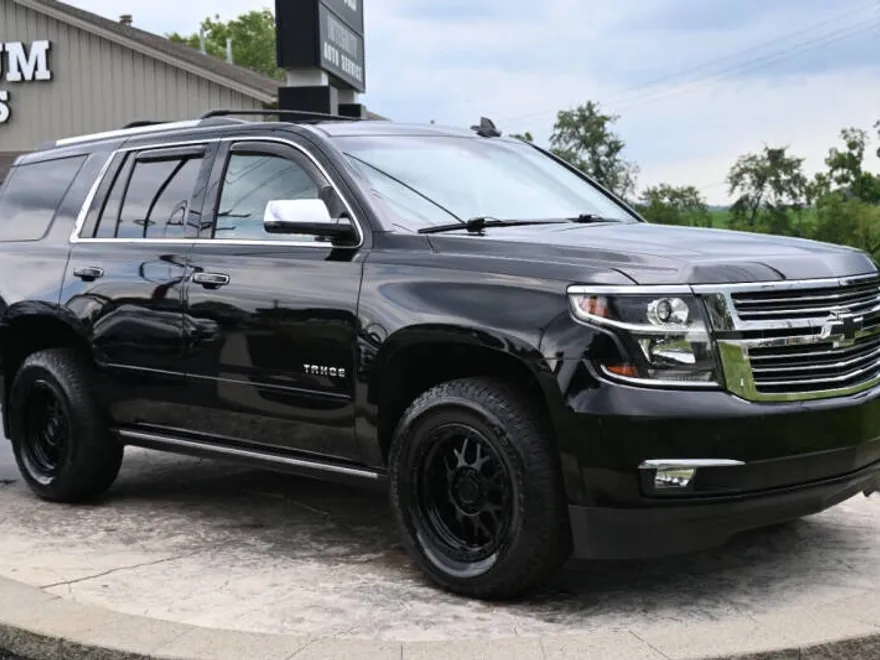 2020 Chevrolet Tahoe Premier photo 1