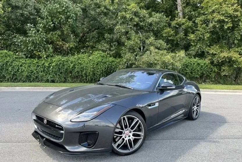 2020 Jaguar F-TYPE R-Dynamic photo 1