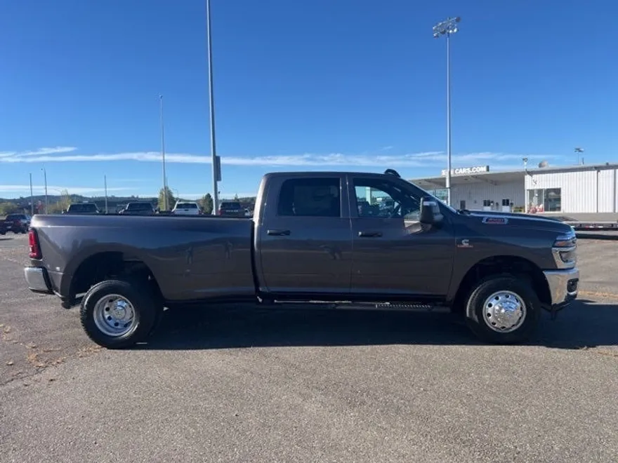 2026 Ram 3500 Tradesman photo 1