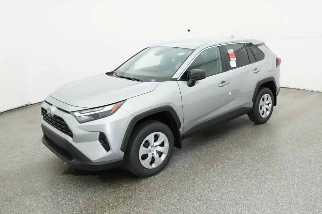 2025 Toyota RAV4 LE photo 1
