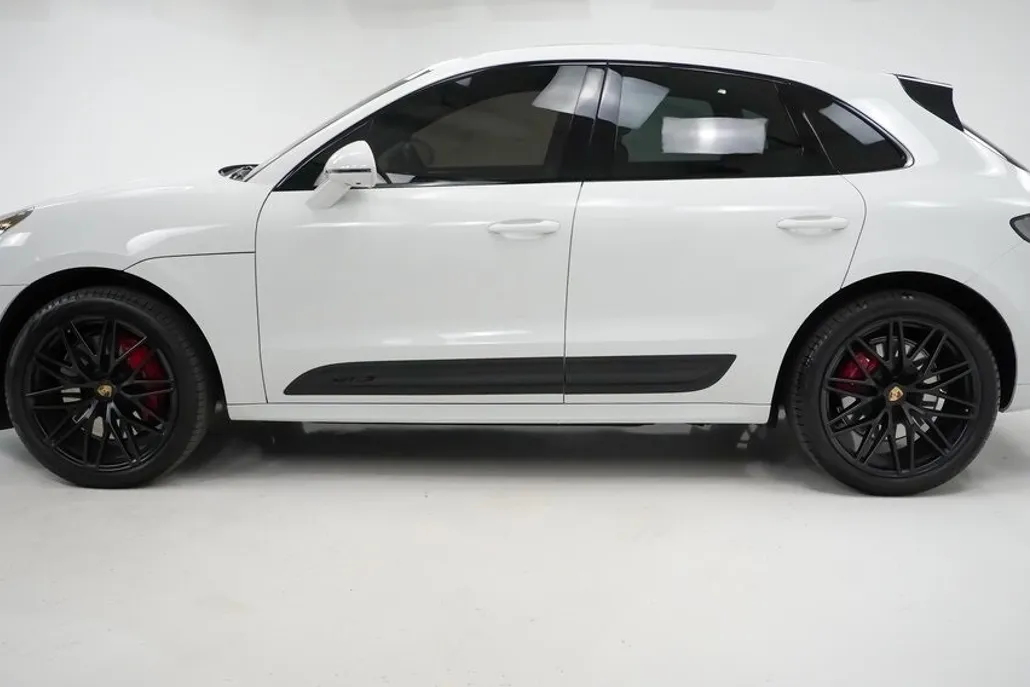 2024 Porsche Macan GTS photo 1