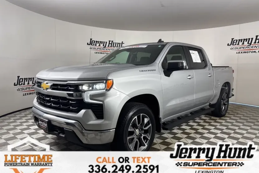2022 Chevrolet Silverado 1500 LT photo 1