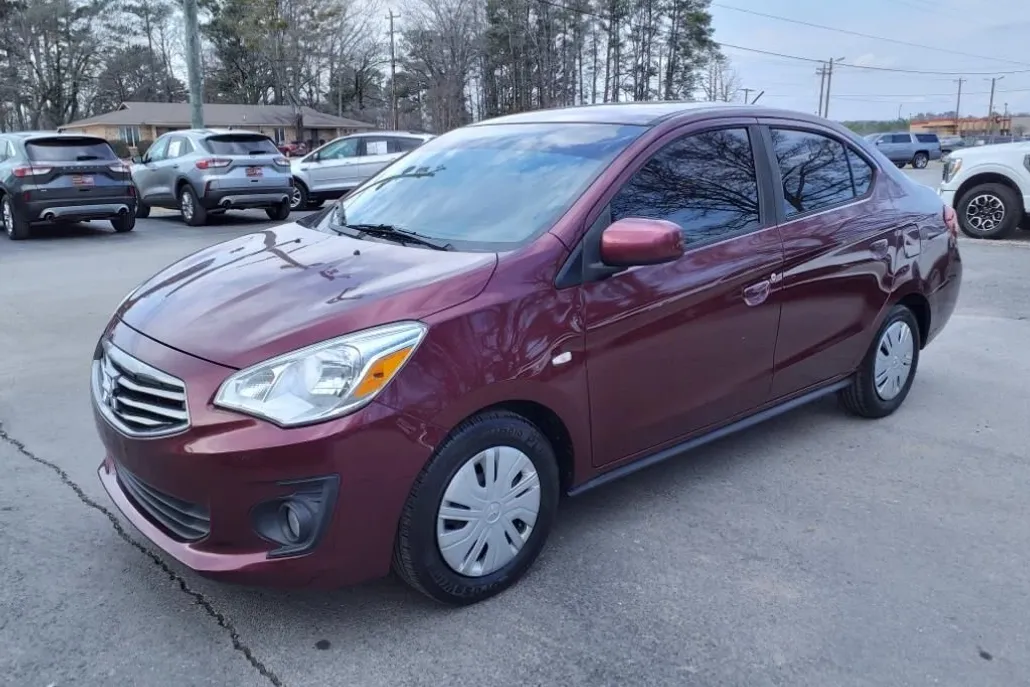 2019 Mitsubishi Mirage G4 ES photo 1