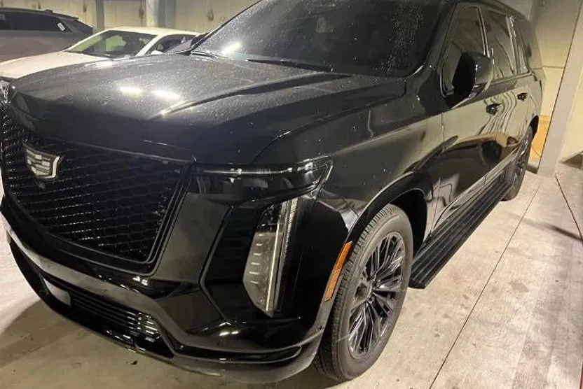 2025 Cadillac Escalade ESV Sport Platinum photo 1