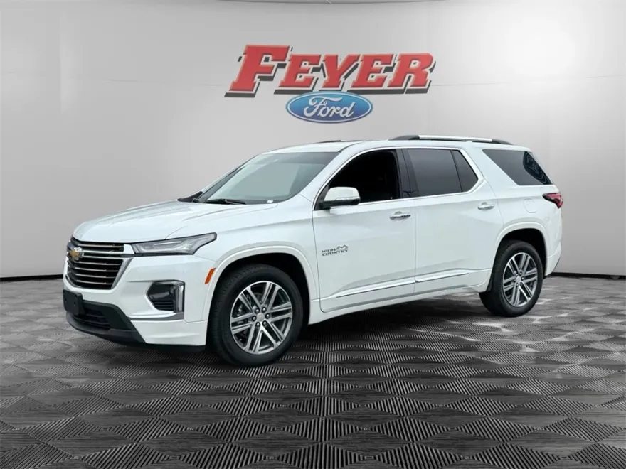 2023 Chevrolet Traverse High Country photo 1