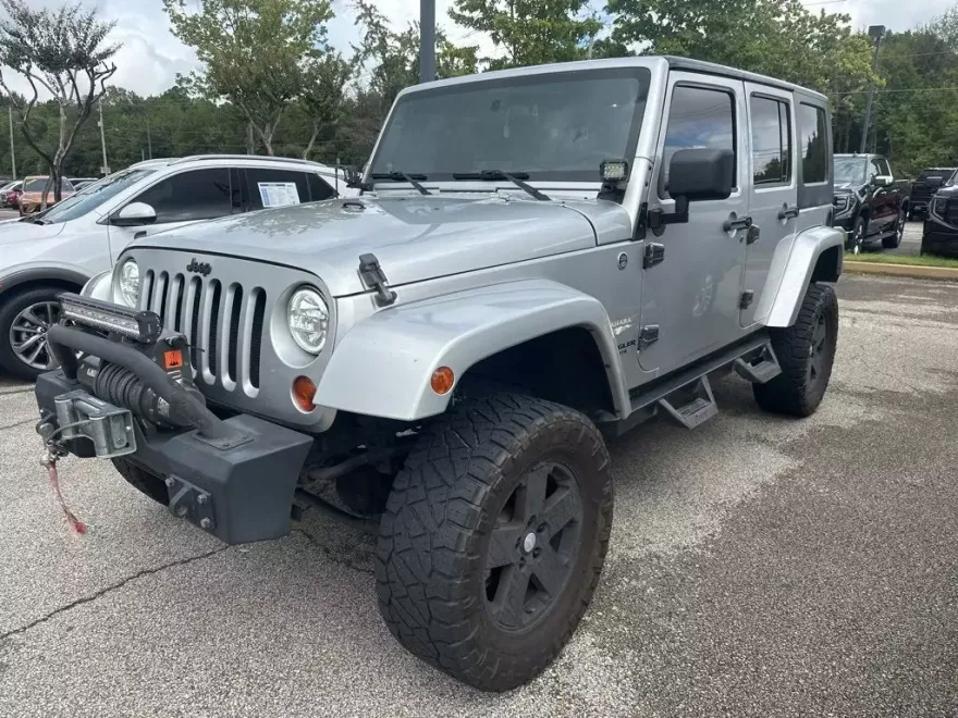 2008 Jeep Wrangler Unlimited Sahara photo 1