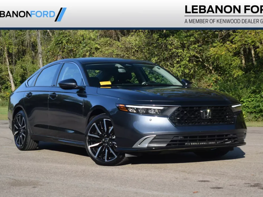 2024 Honda Accord Hybrid Touring photo 1