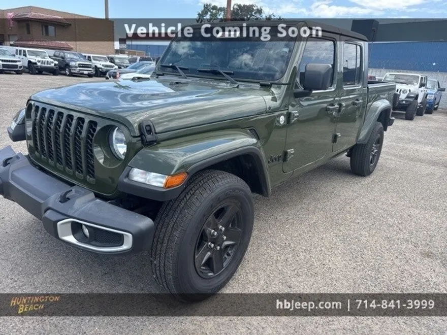 2021 Jeep Gladiator Sport photo 1