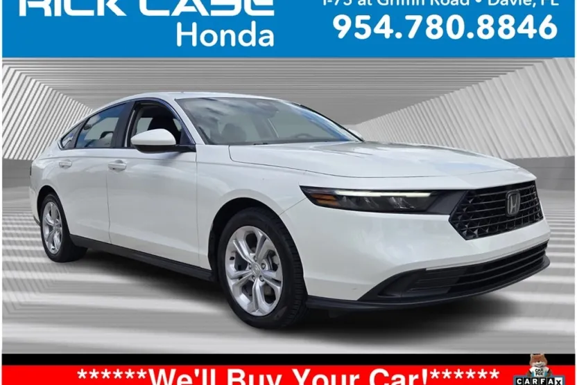 2025 Honda Accord LX photo 1