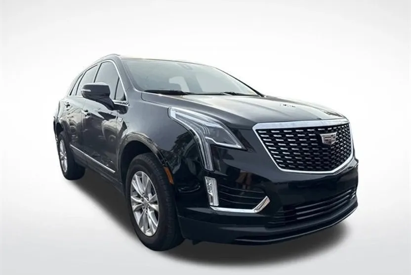 2024 Cadillac XT5 Luxury photo 1