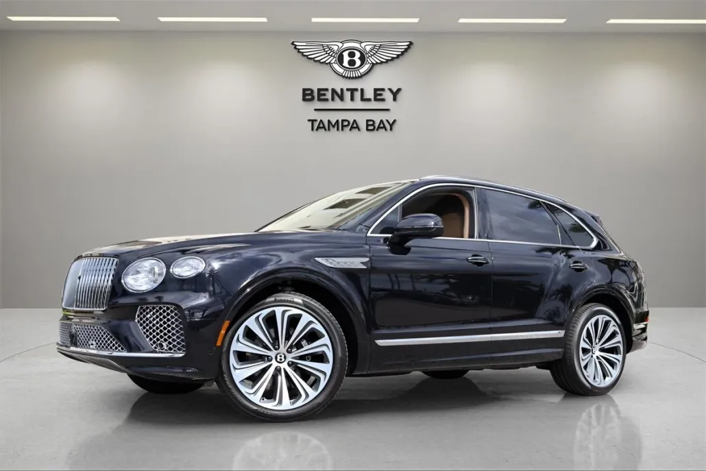 2025 Bentley Bentayga V8 photo 1