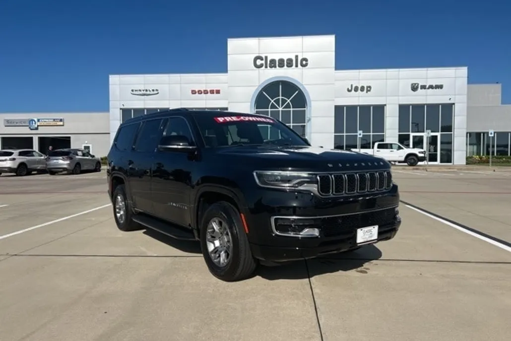 2023 Jeep Wagoneer Base photo 1