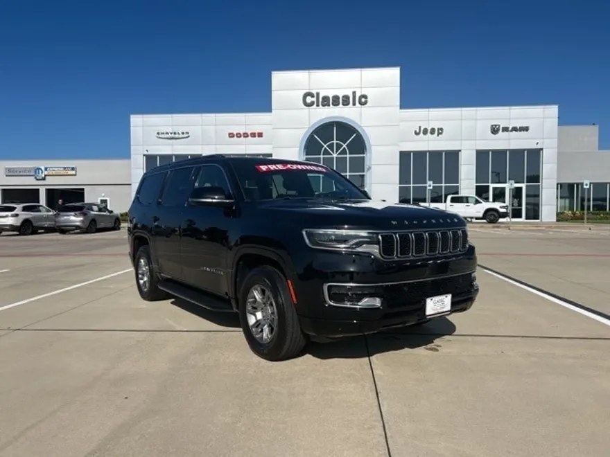 2023 Jeep Wagoneer Base photo 1