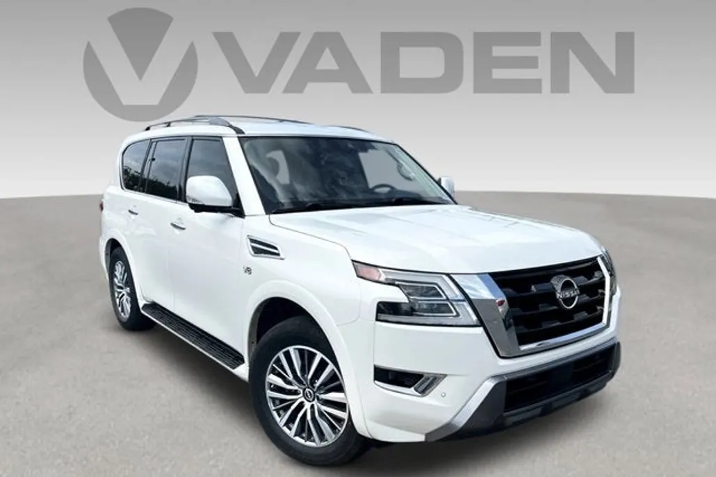 2022 Nissan Armada SL photo 1