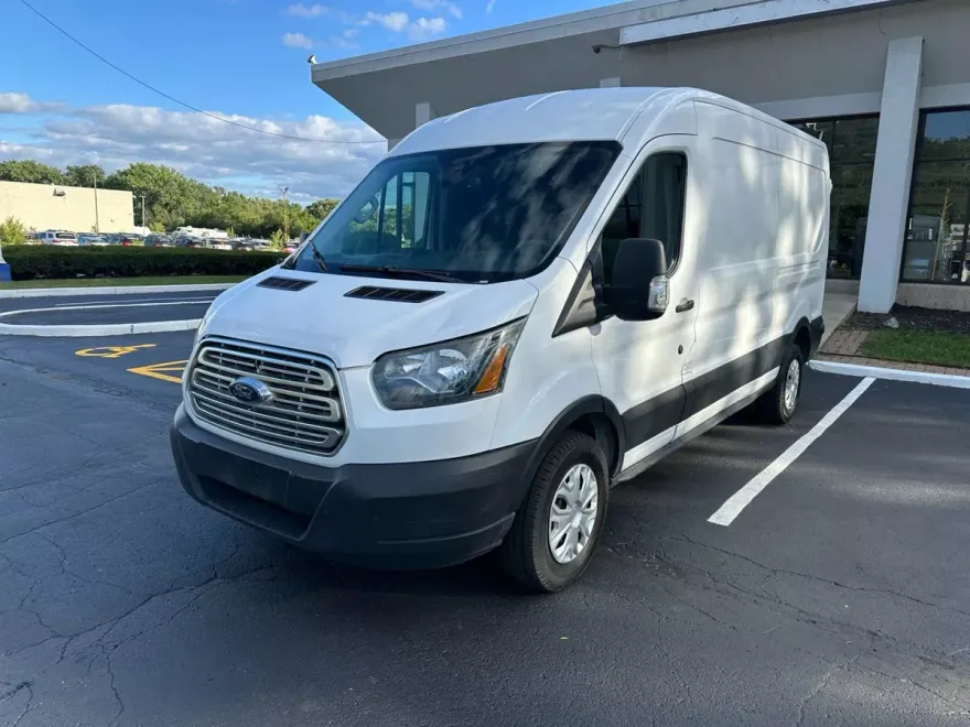 2019 Ford Transit Van photo 1