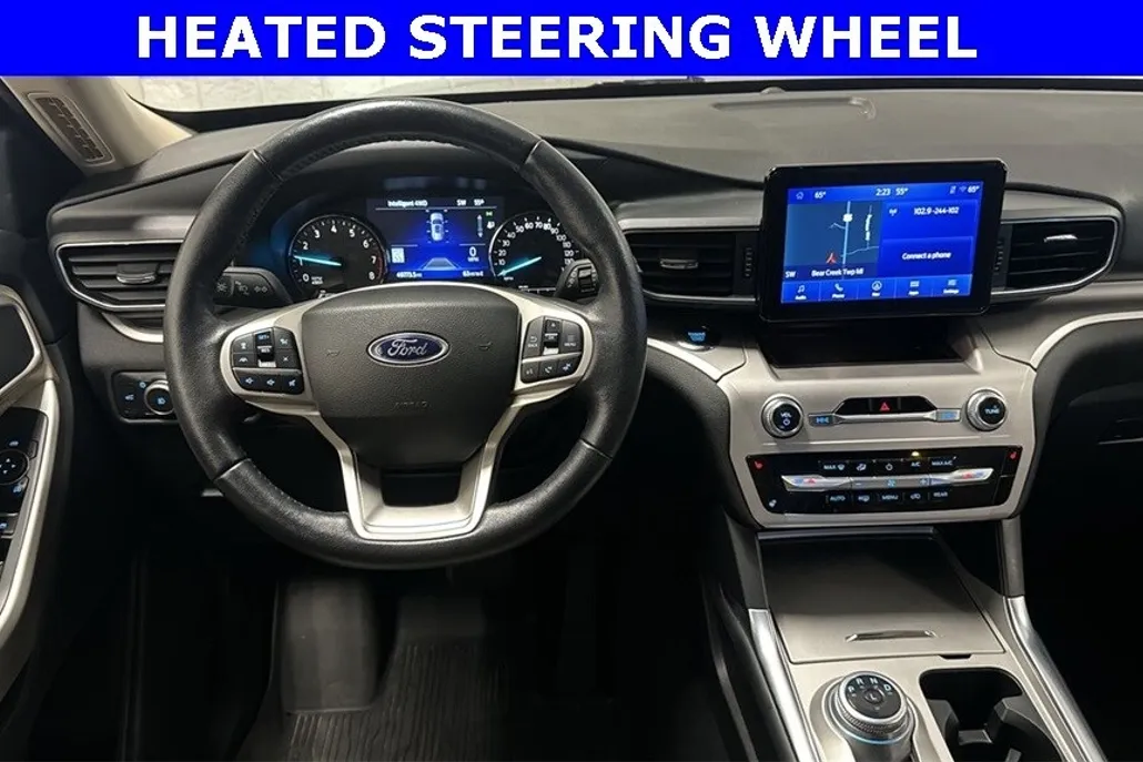 2022 Ford Explorer XLT photo 1