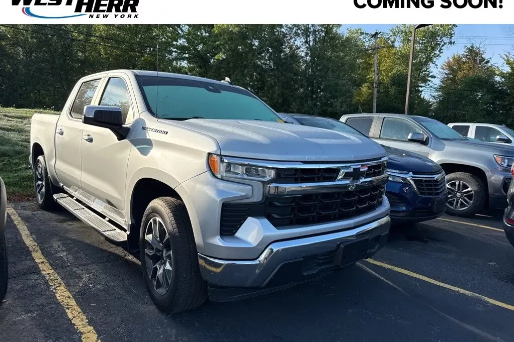 2022 Chevrolet Silverado 1500 LT photo 1