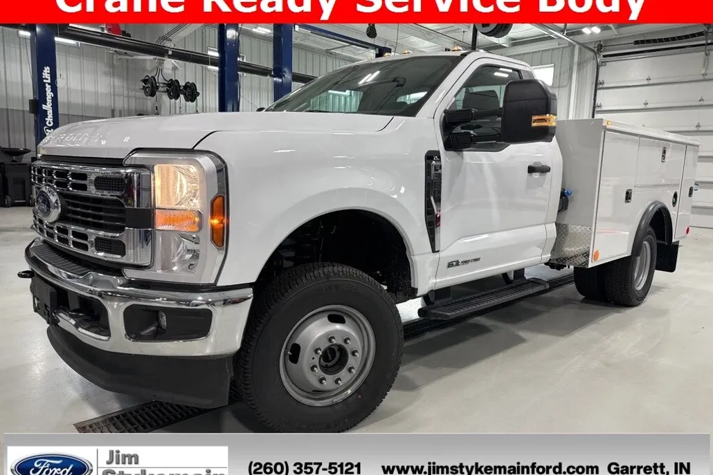 2024 Ford F-350 XL photo 1
