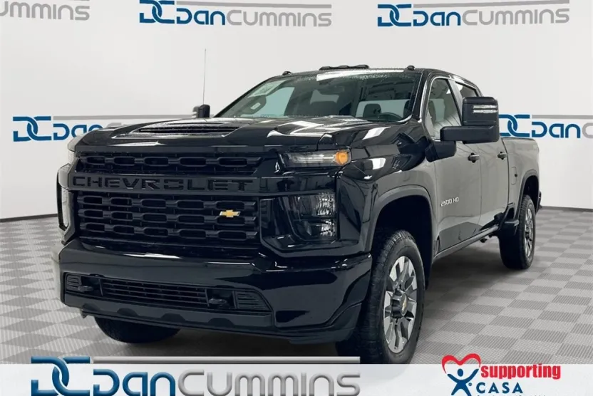 2023 Chevrolet Silverado 2500HD Custom photo 1