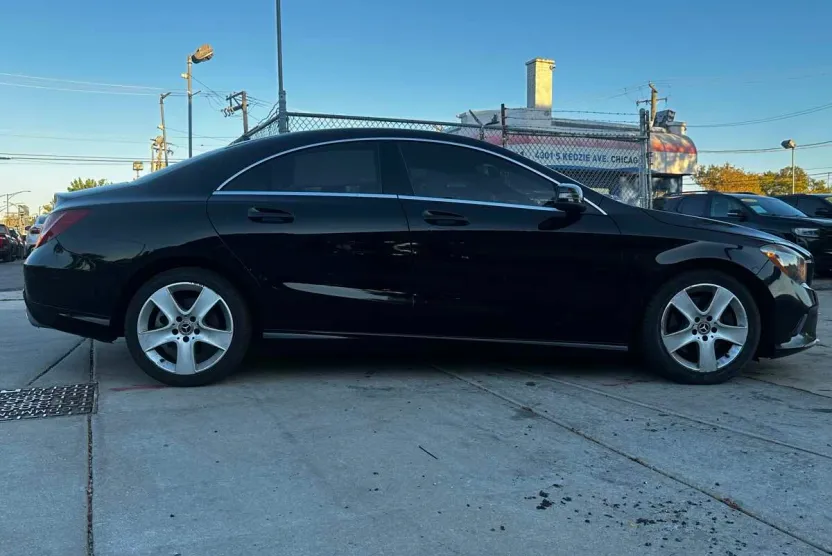 2019 Mercedes Benz CLA 250 photo 1