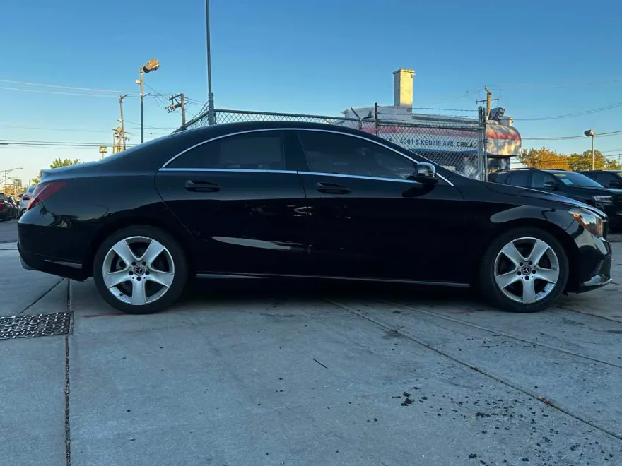 2019 Mercedes Benz CLA 250 photo 1