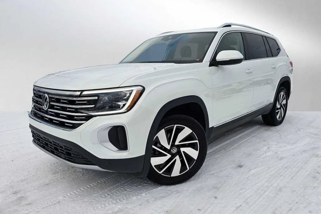 2025 Volkswagen Atlas SEL photo 1