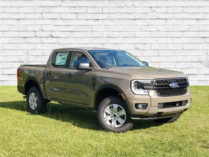 2025 Ford Ranger XL photo 1