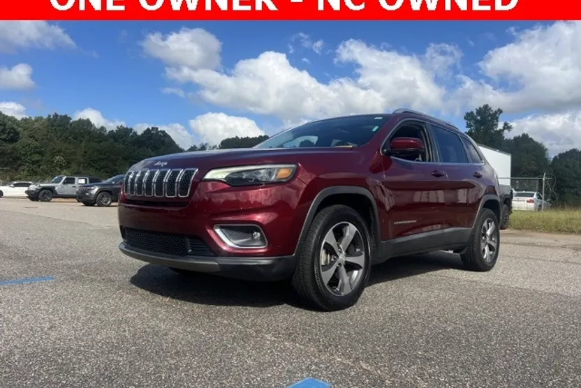 2019 Jeep Cherokee Limited photo 1