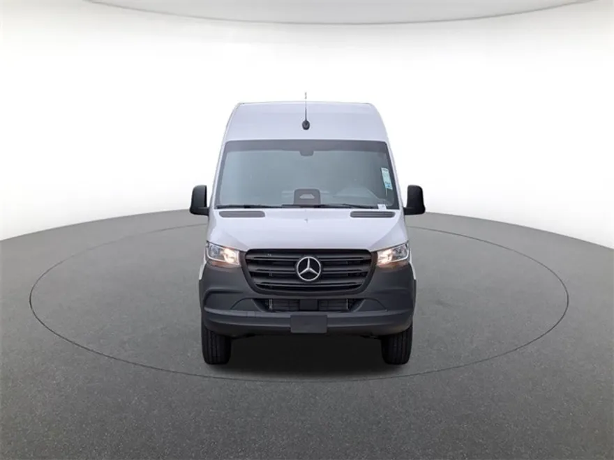 2026 Mercedes Benz Sprinter 2500 photo 1
