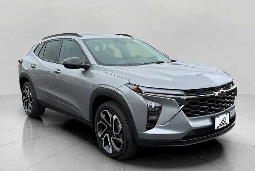 2025 Chevrolet Trax photo 1
