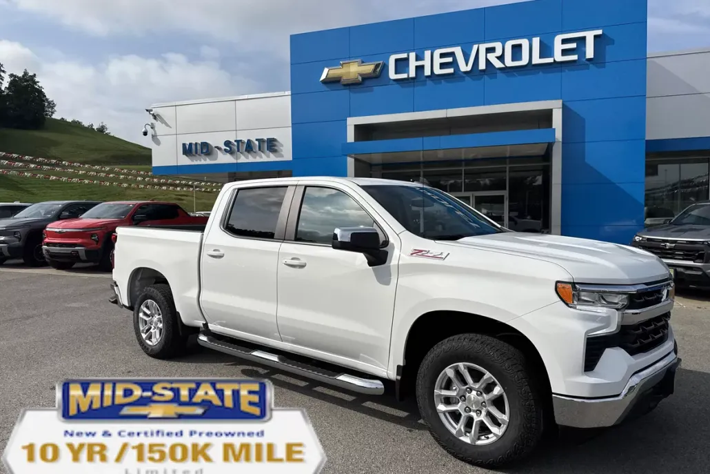 2026 Chevrolet Silverado 1500 LT photo 1