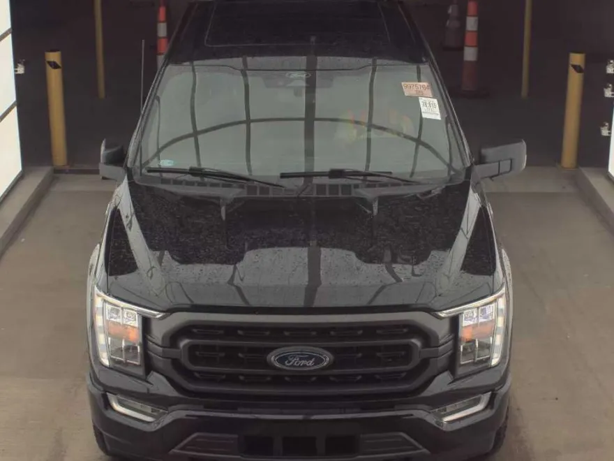 2022 Ford F-150 XLT photo 1