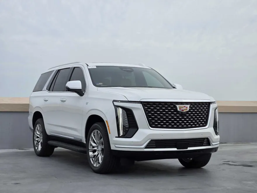 2025 Cadillac Escalade Premium Luxury photo 1