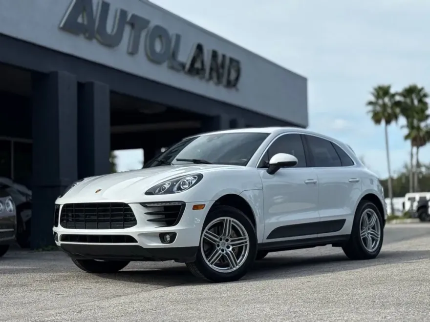 2017 Porsche Macan S photo 1