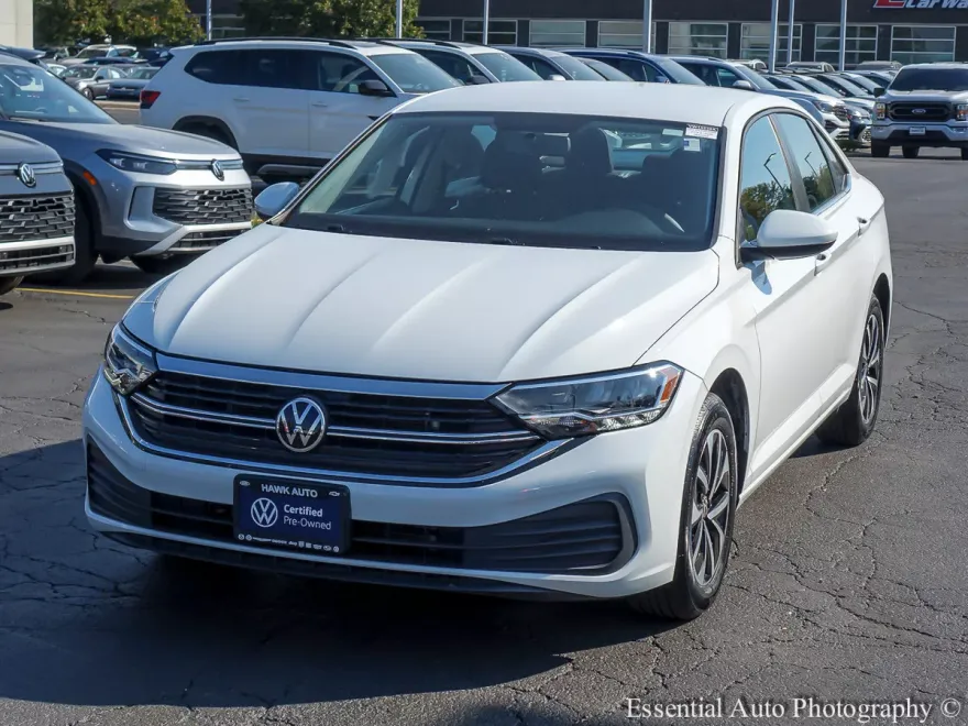 2022 Volkswagen Jetta S photo 1